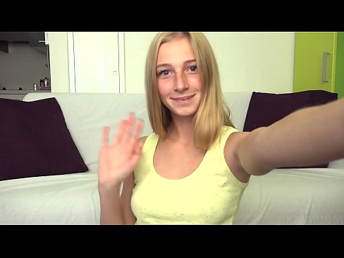 ❤️ Kiam mi enuas, mi pigre masturbas mian rozkoloran kuzon Bonega porno ĉe ni ❌️❤